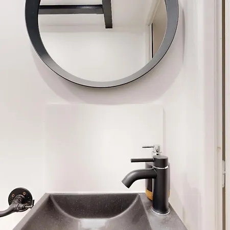 194 Maison Parisienne * Parijs